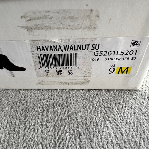 Vince- Havana Notch Suede Ankle Booties- Walnut- 9 - Picture 12 of 12